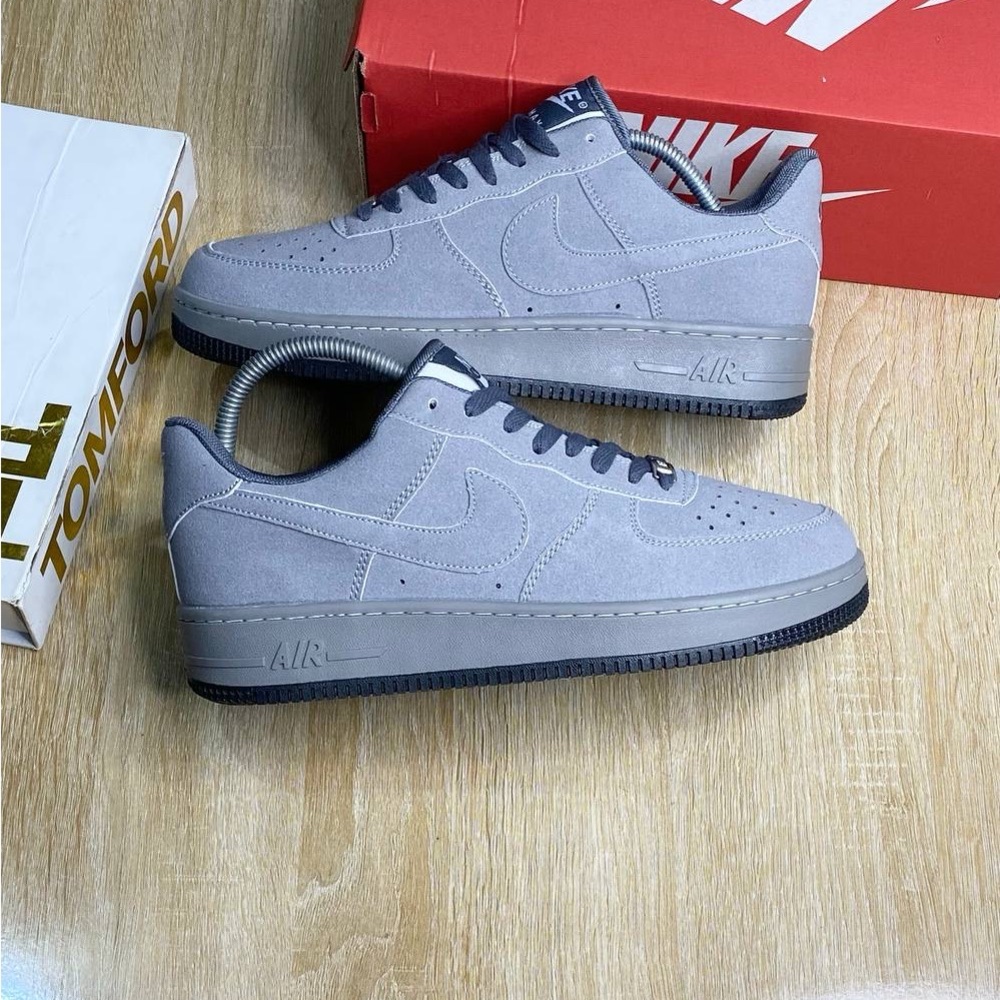 Nike Light Gray Air Force 1 Shoes